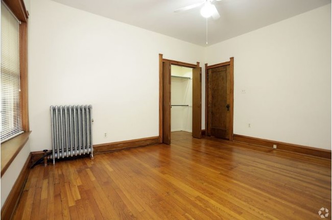 Gleaming hardwood floors - Ardmore Winthrop