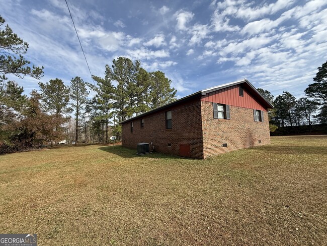 Building Photo - 1490 Hwy 319