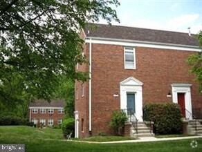 Building Photo - 3426 Martha Custis Dr