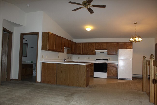 Building Photo - 7500 W Forest Home Ave