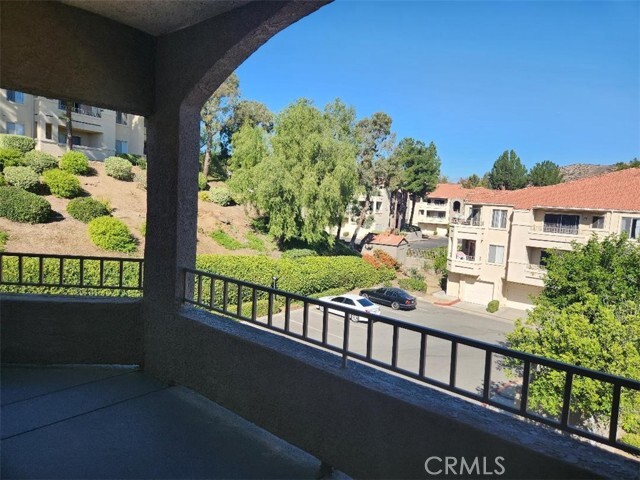Primary Photo - 1020 Vista Del Cerro Dr