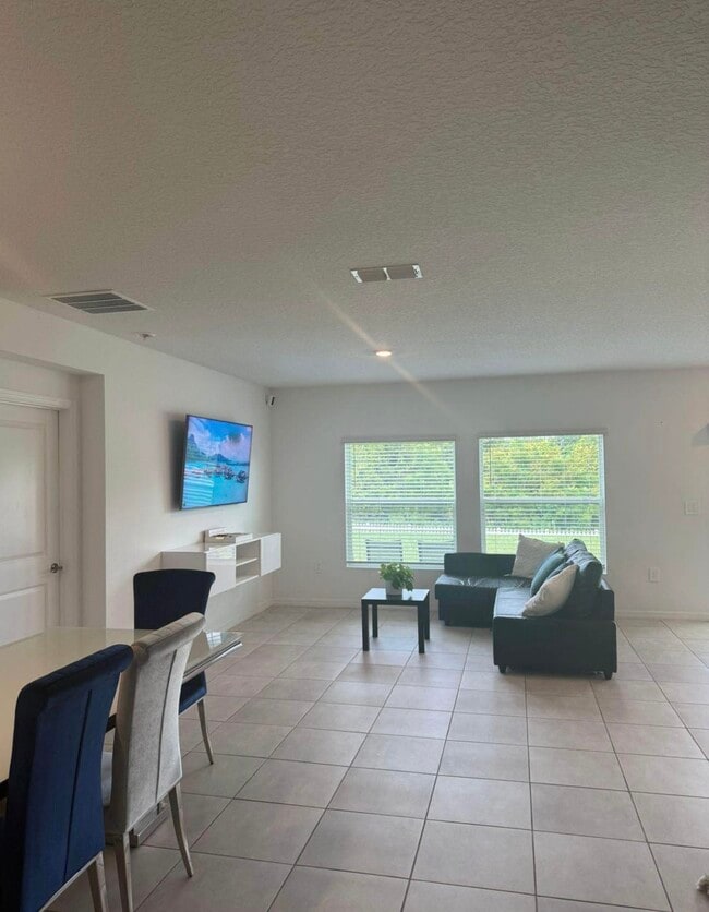 Foto del edificio - 1314 Asher Mason Ave