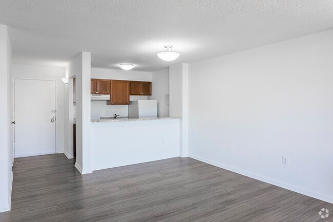 Studio with Breakfast Bar - Landmark Towers