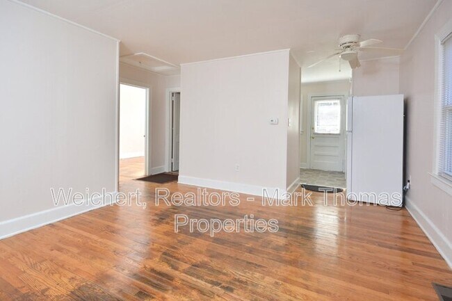 Foto del edificio - 331 Clark St