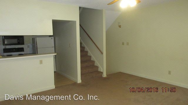 Building Photo - 604 Guy Ln
