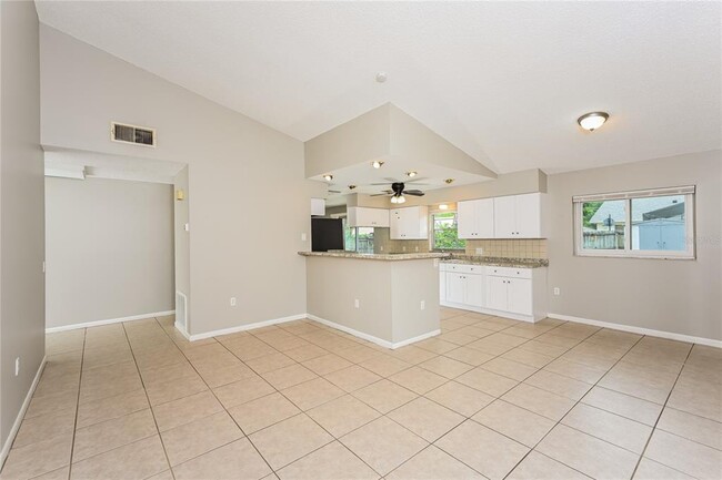 Building Photo - 809 Largo Ct