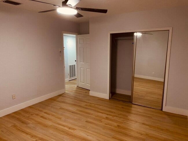 Dormitorio 1/Dormitorio principal 1-1 - 131 W Atwater Ave