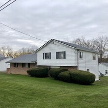 Building Photo - 1081-1085 W Main St