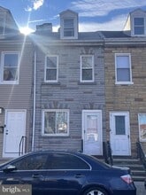 Building Photo - 932 Walnut St