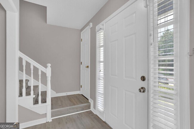 Foto del edificio - 255 Triple Oaks Dr