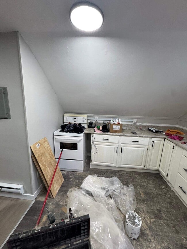 Building Photo - 36 A Victoria St