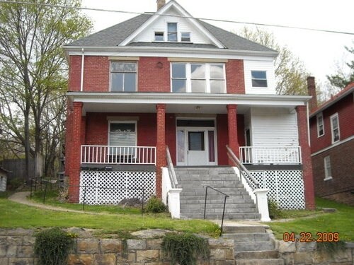 Building Photo - 304 Frederick St