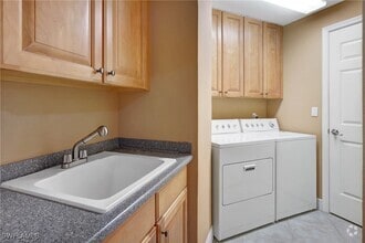 Building Photo - 22604 Island Pines Way