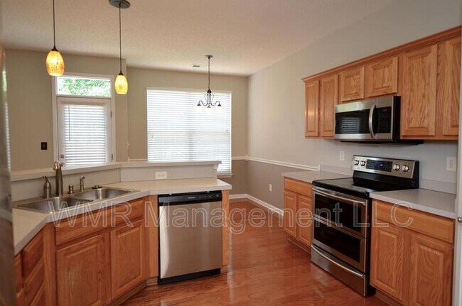 Building Photo - 6824 Blake Brook Dr