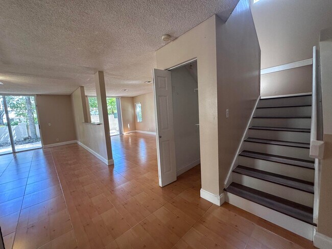 Foto del edificio - 9761 NW 2nd St