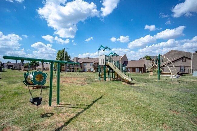 Interior Photo - Aspen Place