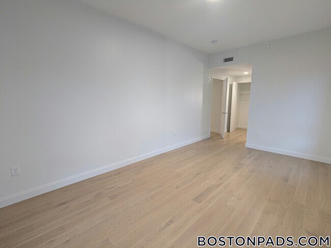 Foto del edificio - 55 Brighton Ave