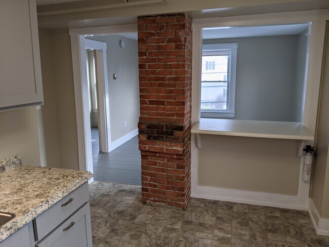 Foto del edificio - 100 Portland Ave