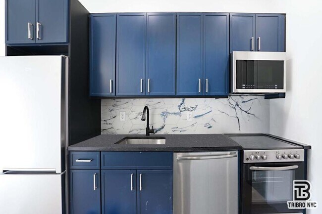 Foto del edificio - 1 bedroom in BROOKLYN NY 11206