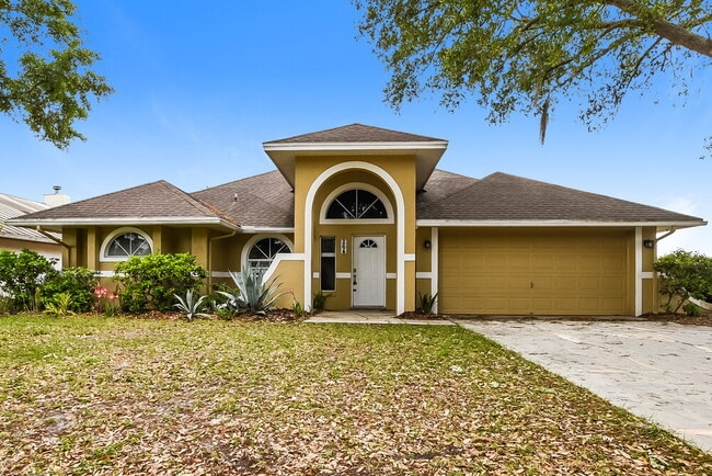 Building Photo - 264 Daisy Estates Dr