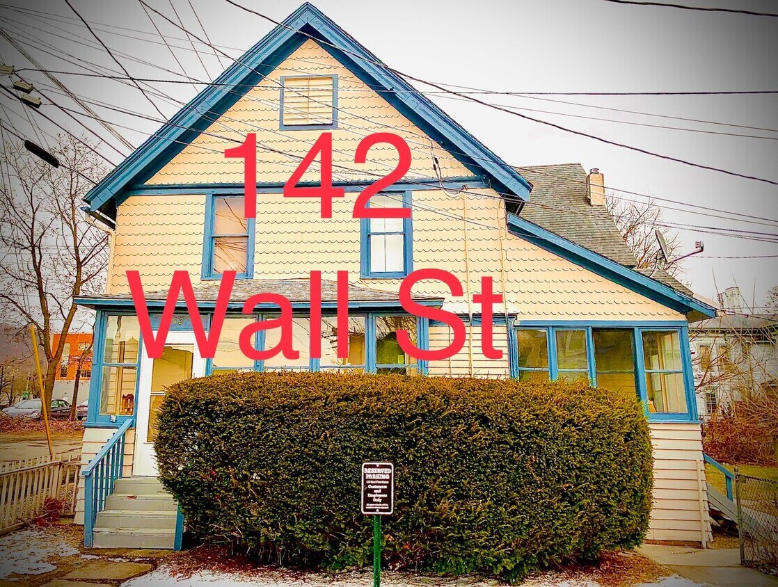 Foto del edificio - Includes Heat/Water 2 bed Upper (Location ...