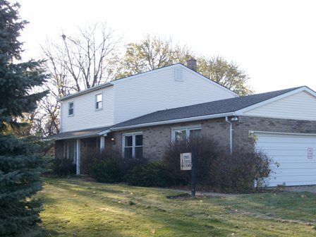 Building Photo - 1705 E Forest Ave