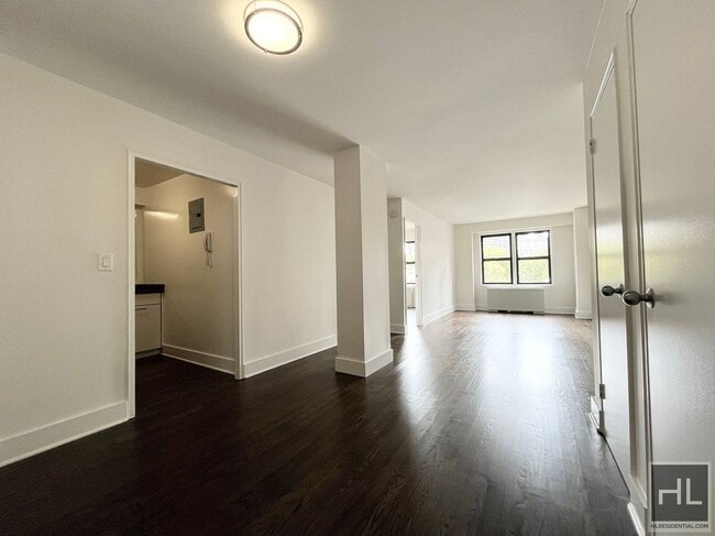 Building Photo - EAST 63 STREET
