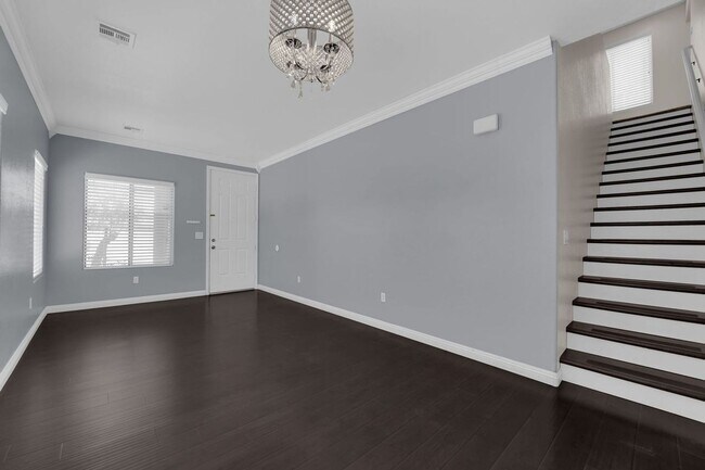 Foto del edificio - 7861 Juniper Forest St