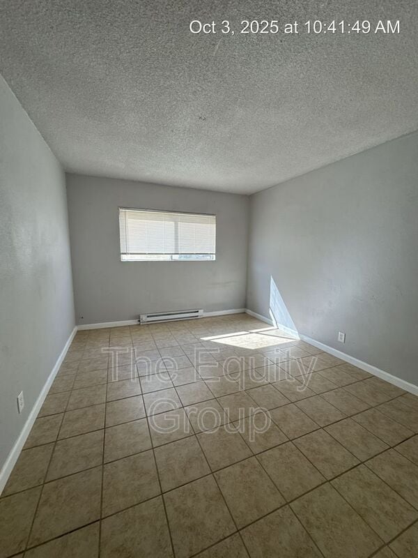 Foto del edificio - 570 S Richmond Ave