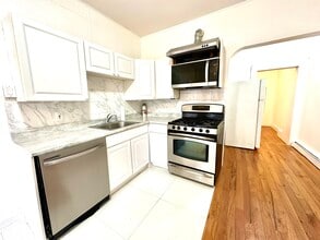 Building Photo - 418 CENTRAL Ave