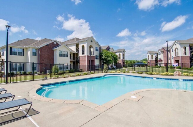 Foto del edificio - 3390 N Lumpkin Rd