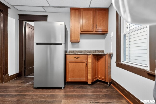 Building Photo - 118 Pries Ave