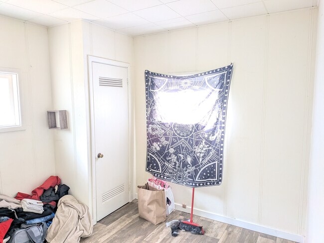 Building Photo - 66570 Kereluk Rd