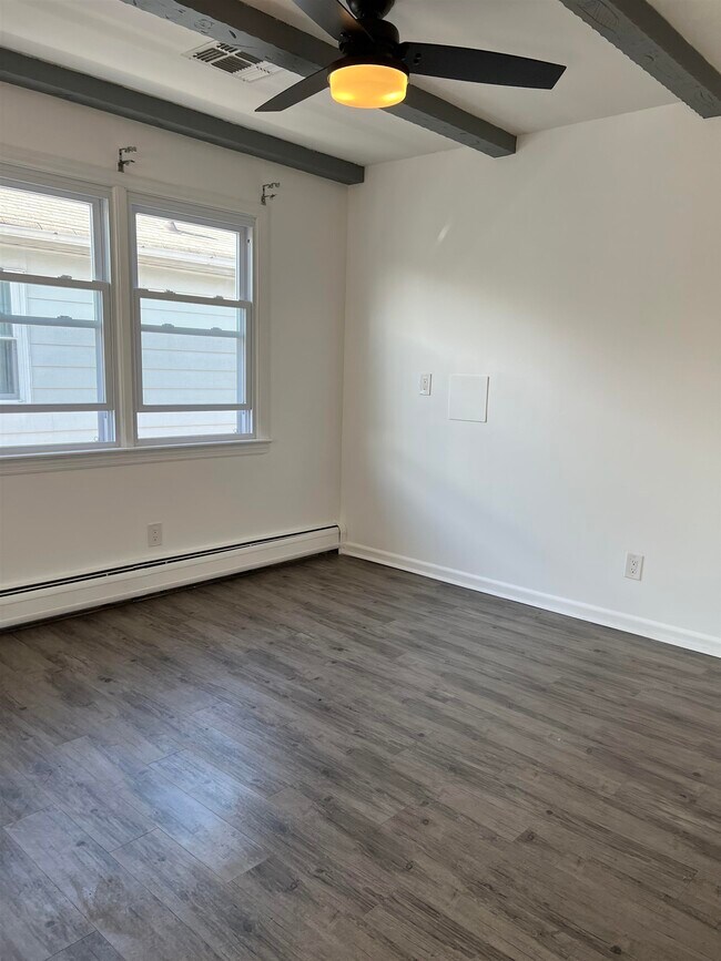 Foto del edificio - 717 8th St