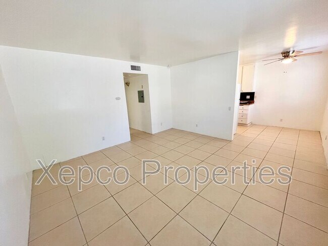 Foto del edificio - 594 E Chuckwalla Rd