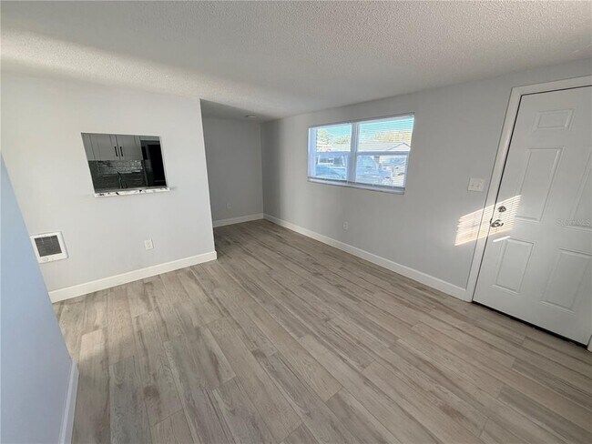 Foto del edificio - 1101 E 140th Ave