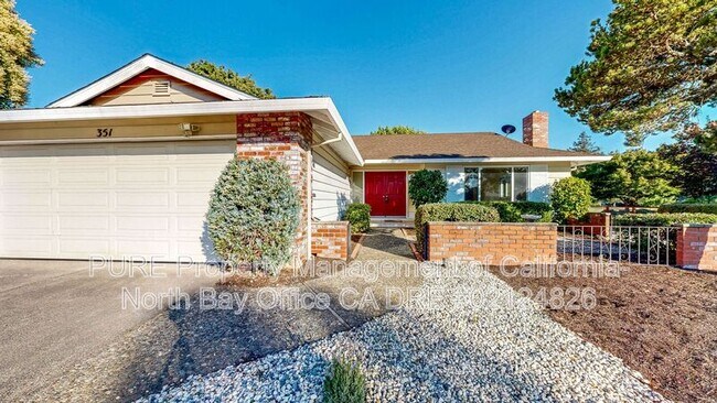 Building Photo - 351 Belhaven Cir