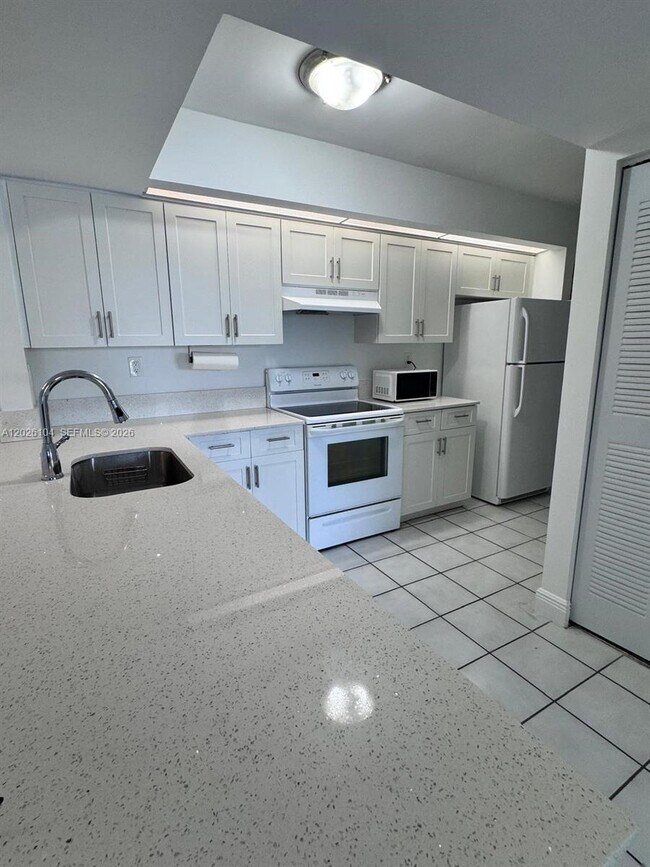 Foto del edificio - 8600 SW 212th St