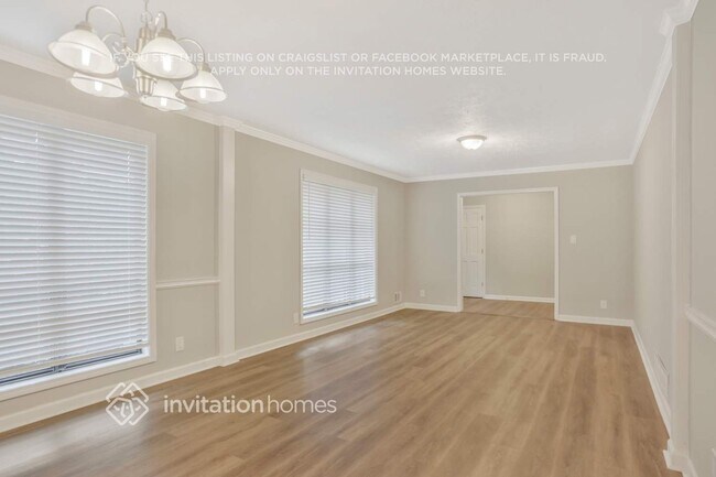 Building Photo - 4031 Linda Ln SW