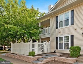 Building Photo - 3052 Trevor House Dr