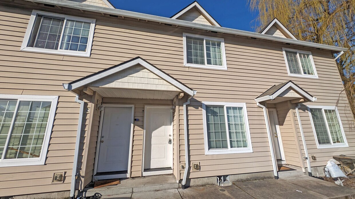 Foto principal - Wonderful townhouse in Forest Grove