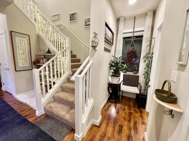 Building Photo - 15206 82nd Ave E