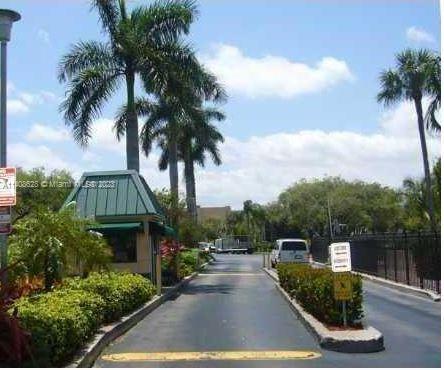 Foto del edificio - 8540 SW 133rd Avenue Rd