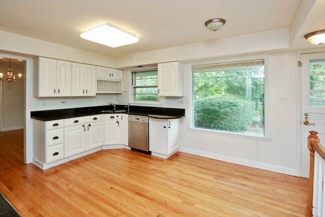 Foto del edificio - 996 Castlegate Ct