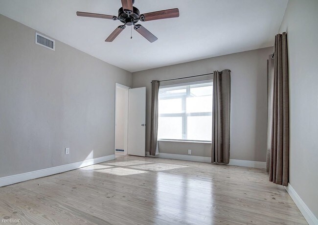 Foto del edificio - 2 br, 2 bath  - 9440 Collins Ave Bay Harbor