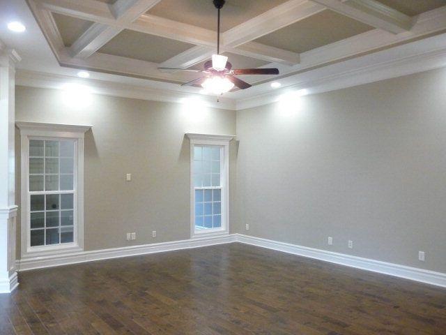 Building Photo - 5 bedroom in Valdosta GA 31605