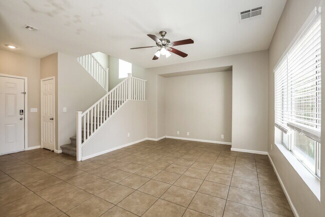 Building Photo - 1021 Appaloosa Hills Ave