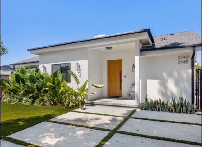 Foto del edificio - 2743 N Keystone St