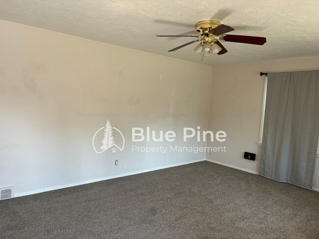 Building Photo - 960 Homer Ave