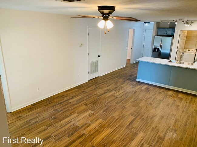 Building Photo - 3 br, 3 bath House - 324 N. Ross Street, U...